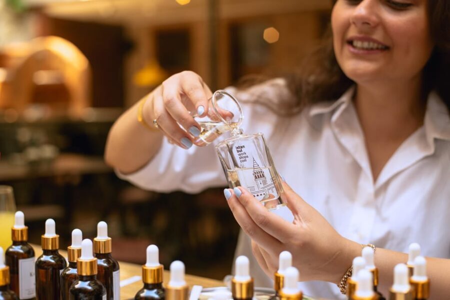Istanbul: Perfume Making Workshop with Snacks and Drinks - The Details: Analyzing the Value