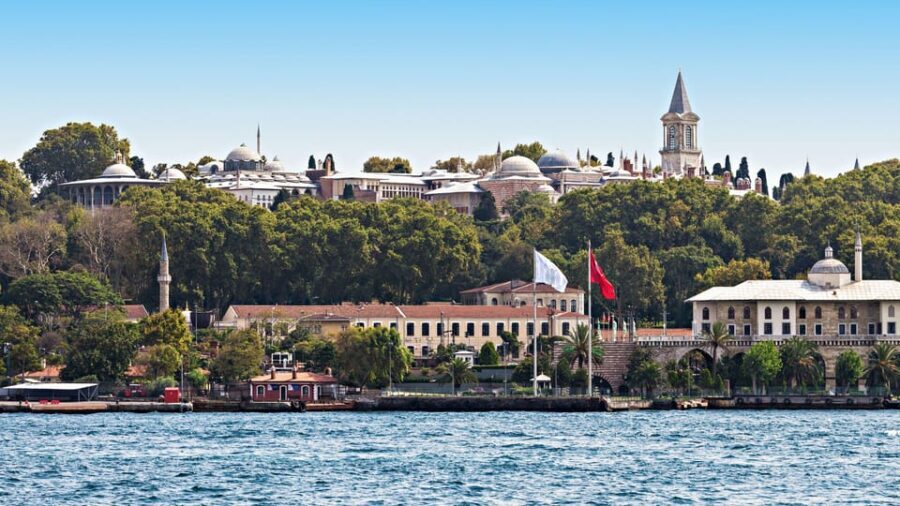 Istanbul: Topkapi Palace Guided Tour w/ Skip-the-Ticket-Line - The Itinerary: What to Expect