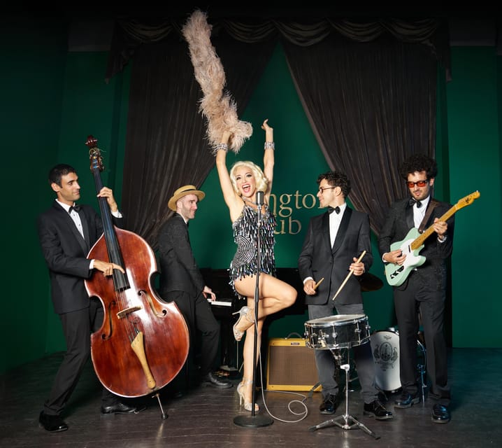 Italian Song Night With Una Come Me Concert - Dining Experience