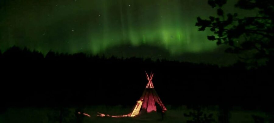 Ivalo: Northern Lights and Reindeer Farm Experience - Exploring the Experience in Depth
