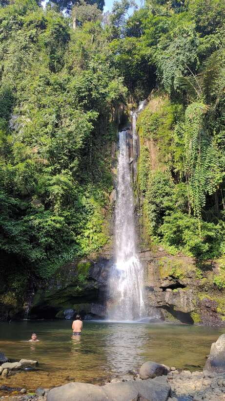 Jakarta to Bogor: Luhur Waterfall and Lake Lido Day Trip - Detailed Breakdown of the Itinerary