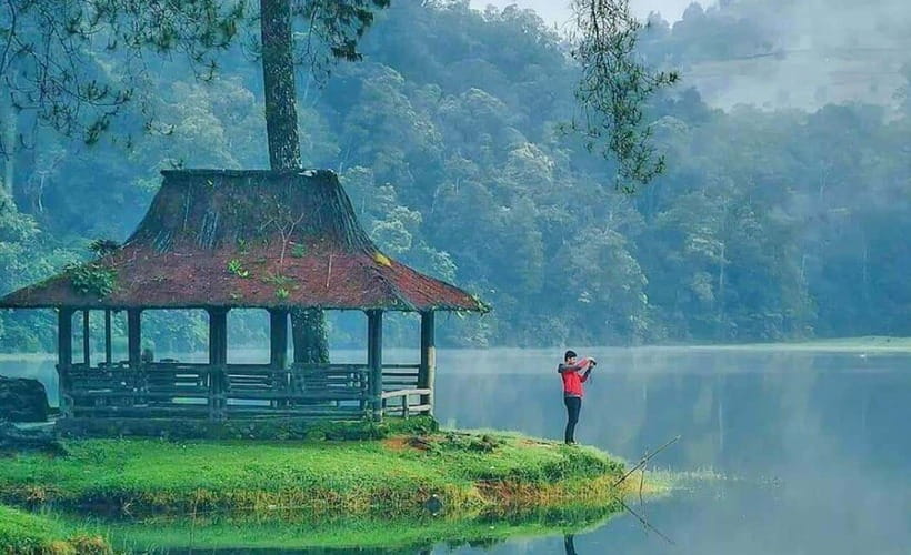 Jakarta: White Crater, Tea Plantation By fast Train - Practical Details and Tips