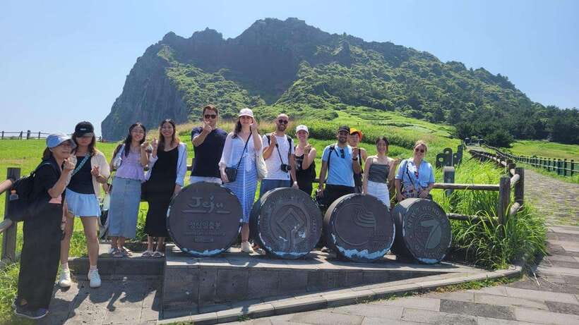 Jeju Eastern Highlight Tour with Women divers show - Who Will Love This Tour?