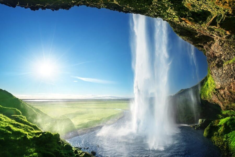Journey Around Iceland - 7 day circle tour around Iceland - The Sum Up