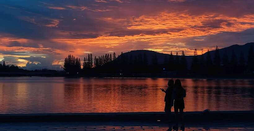 Kampot: Free Sunset Walking Tour - Analyzing the Value