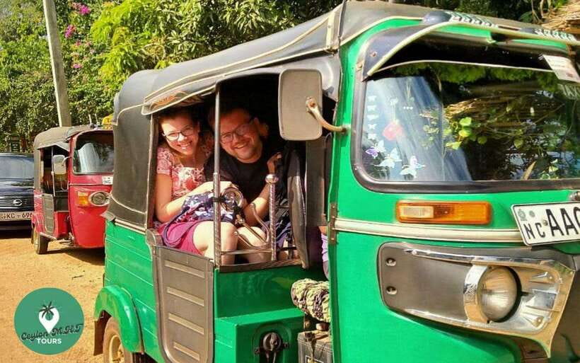 Kandy: City Explore with Local guide By Mini Van - What Makes This Tour Stand Out?  