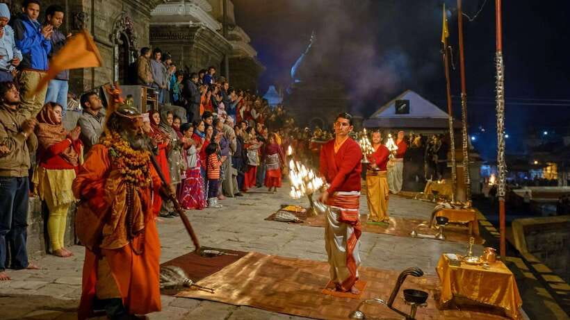 Kathmandu: Pashupatinath Temple Evening Aarati Tour - The Itinerary Breakdown