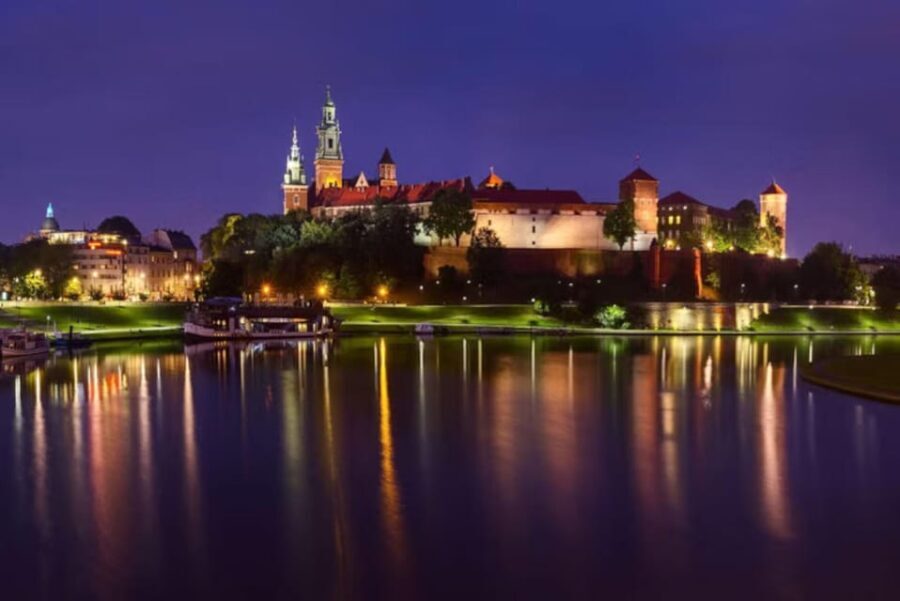 Krakow: Private Evening Boat Tour - An In-Depth Look at the Krakow Evening Boat Tour