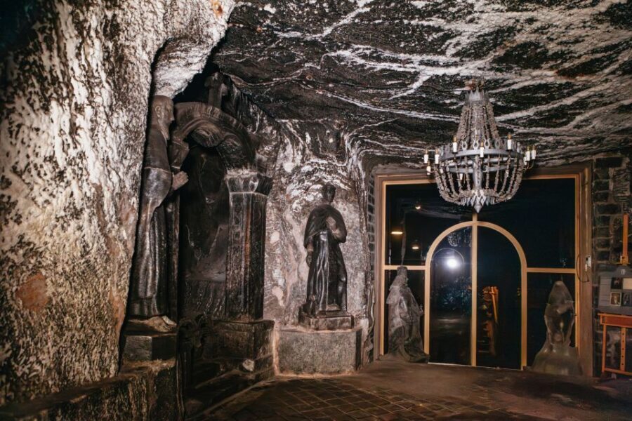 Krakow: Wieliczka Salt Mine Guided Tour with Transport - An In-Depth Look at the Tour