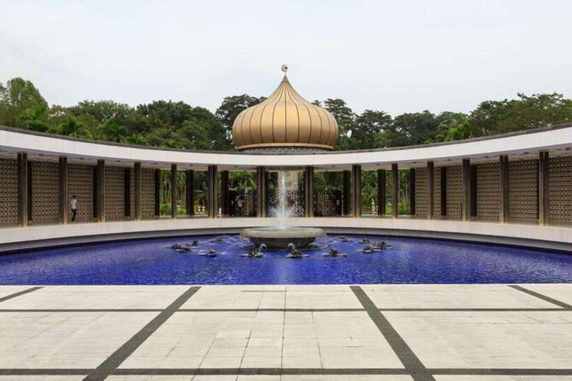 Kuala Lumpur: Full-Day Private City Highlights Tour - What Makes This Tour Stand Out