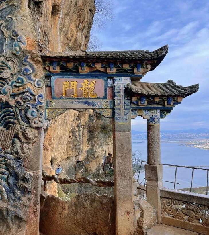 Kunming Western Hills Scenic Area Private Tour (Half Day) - What to Expect and Practical Tips  