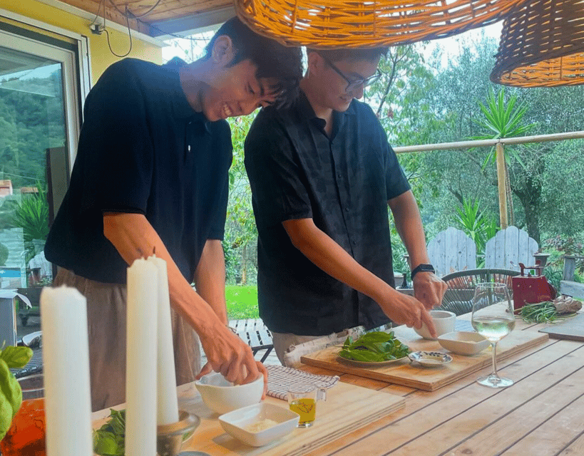 La Spezia: Cooking Class and Home Restaurant Experience - What to Expect: A Typical Day in the Kitchen