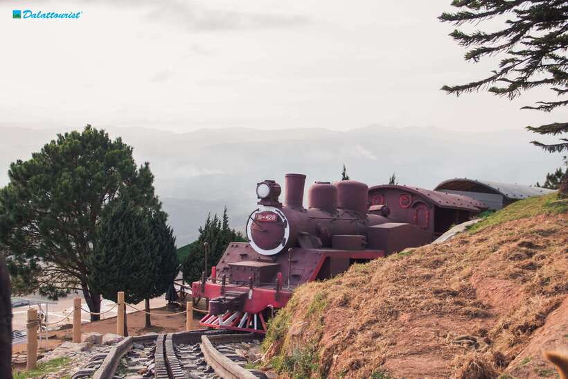 Lâm Đồng: Lang Biang Mountain Ticket - Hours of Operation and Admission Criteria