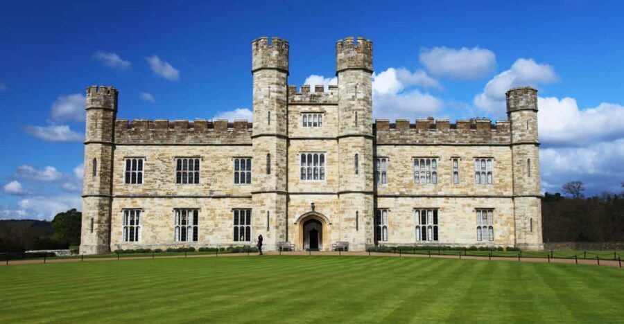 Leeds Castle, Canterbury, Dover, Greenwich & Free Snack Pack - How the Day Unfolds