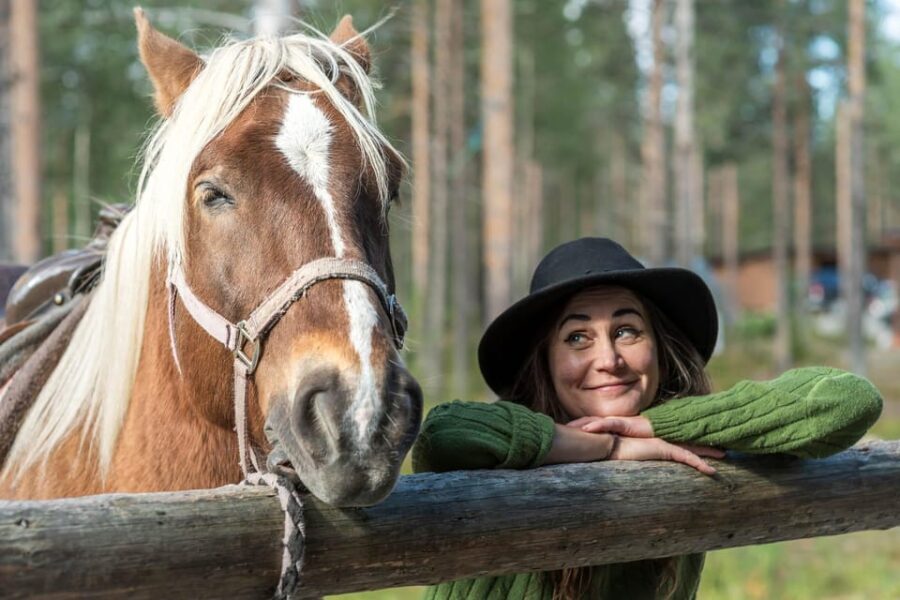 Levi: Horse and Husky Farm Visit with Juice and Cookies - What to Expect: A Breakdown of the Itinerary