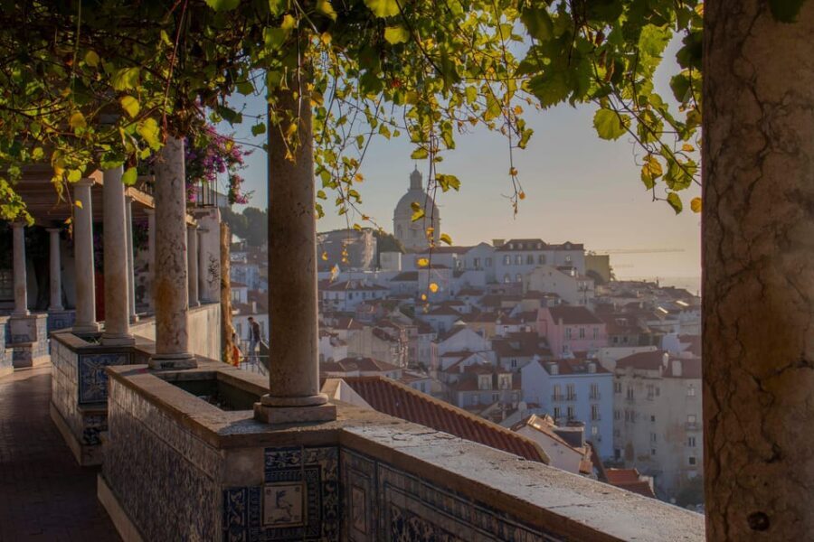 Lisbon: 2h or 4h Private TukTuk Tour with a True Local Guide - A Closer Look at the Itinerary