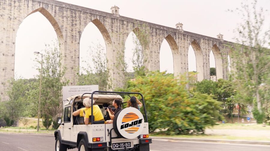 LISBON DAILY TOUR in a Vintage Jeep with FOOD&DRINK Tastings - How Long Can You Go? Flexibility in Duration