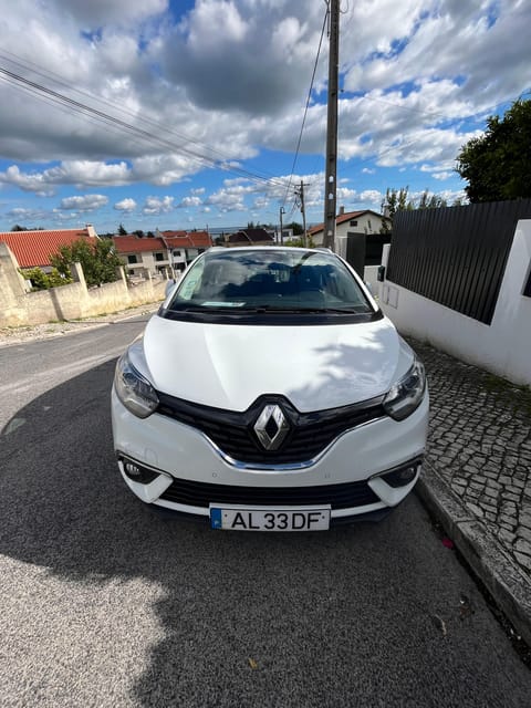 Lisbon: Fátima Day Tour with Private Car - The Practicalities: What to Expect and Tips