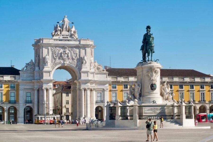 Lisbon: Private Half-Day City Tour with Hotel Pickup - What You Can Expect from Your Lisbon Half-Day Tour