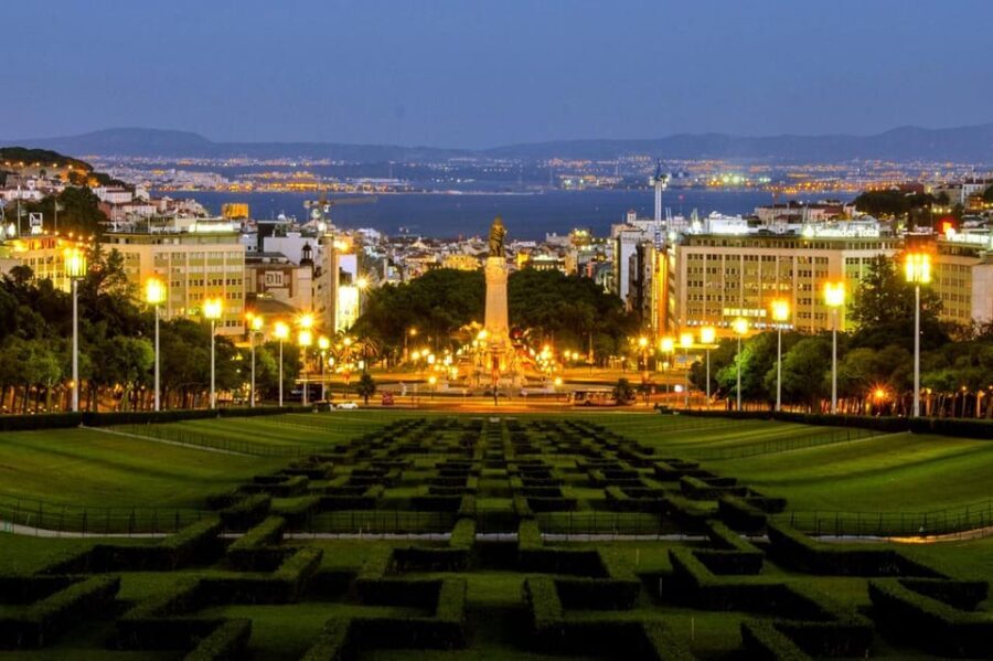 Lisbon: Private Lisbon by Night Tour with Local Guide - A Detailed Look at the Itinerary