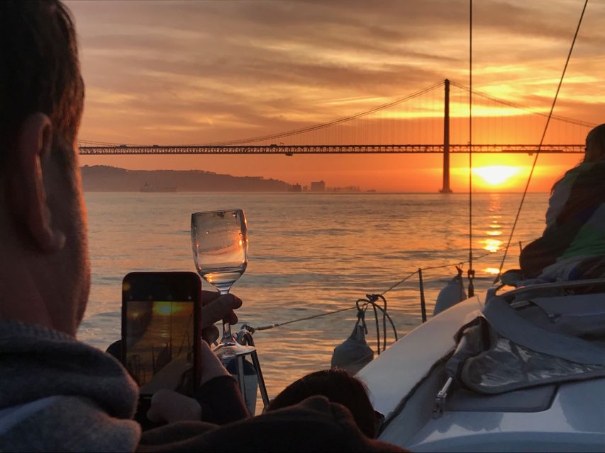 Lisbon: Sunset and Wine Luxury Catamaran Cruise - What to Expect During the Cruise