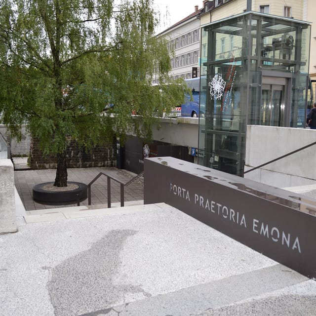 Ljubljana: Wonderful tour fun experience time history - Who Should Sign Up?