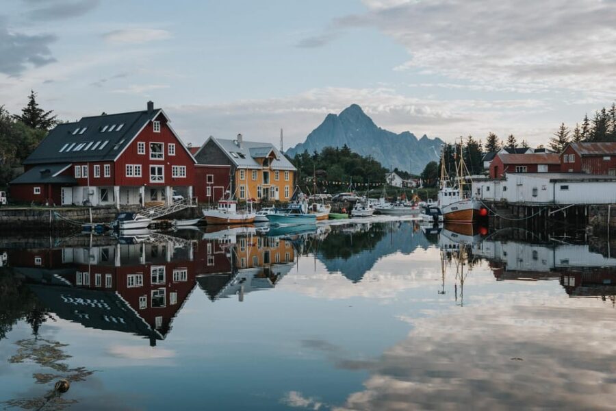 Lofoten Scenic Sightseeing Tour: Half day tour - Transportation and Group Size