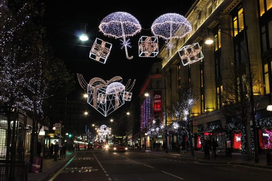 London: Christmas Lights Tour by Vintage Double-Decker Bus - Highlights and Key Moments