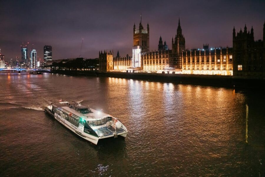 London: Hop-On Hop-Off 1-Day River Sightseeing Adventure - A Detailed Itinerary Breakdown