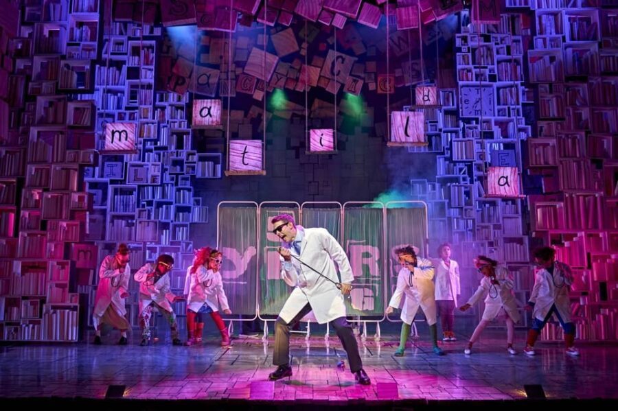London: Matilda the Musical & 2-Course Pre-Show Meal - How This Tour Offers Value