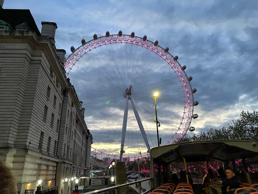London: Taylor Swift Singalong Bus Tour - The Route and Sightseeing Highlights