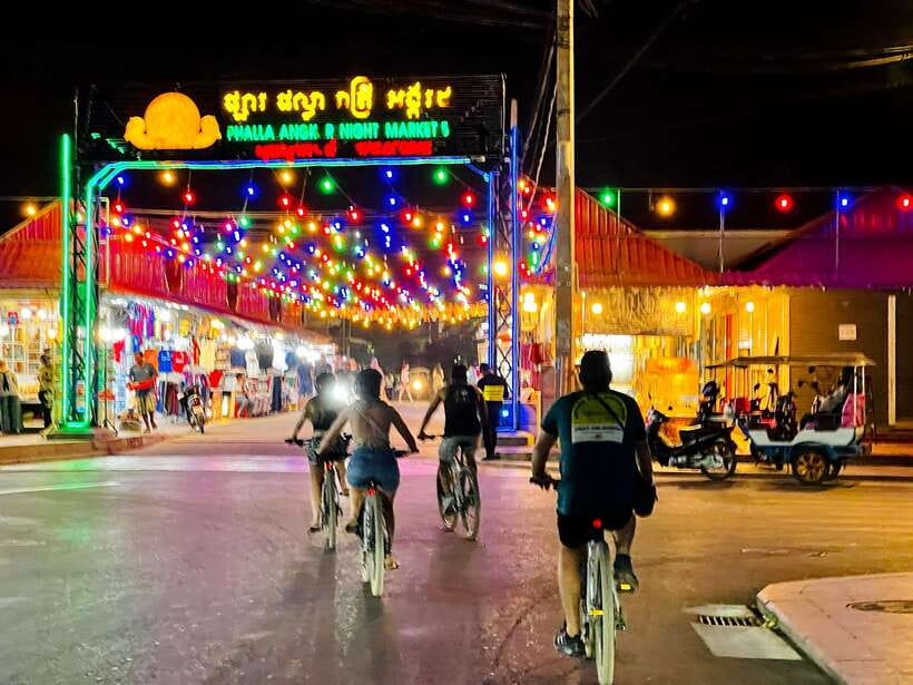 Mad Monkey Siem Reap: Sunset Countryside Cycling Tour - Who Will Love This Tour?