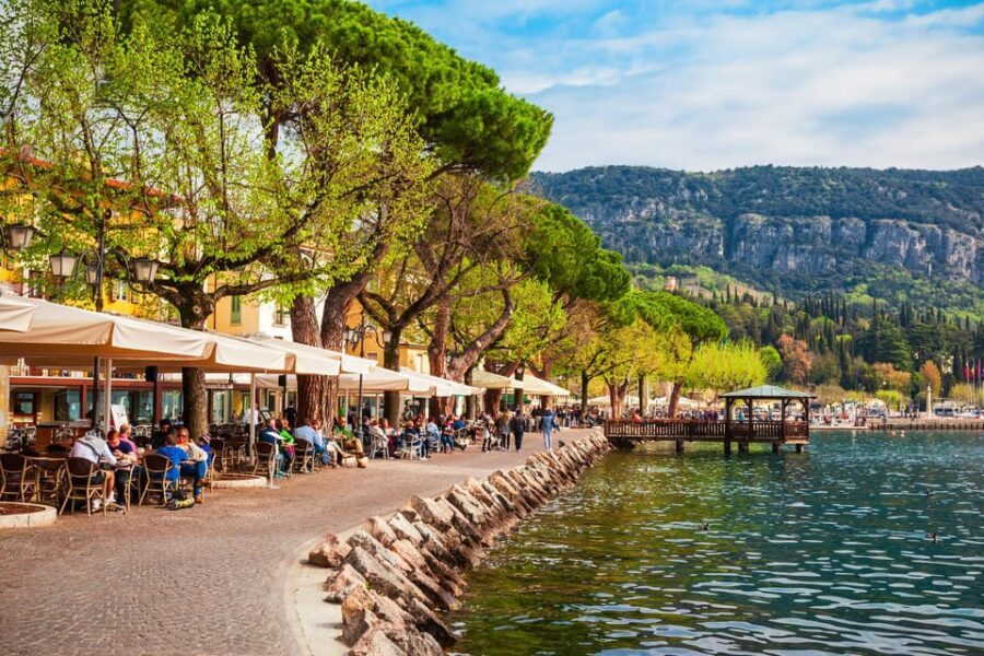 Magic Lake Garda Private Tour: Sirmione and Verona - Who Should Consider This Tour