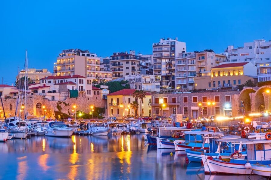 Majestic Christmas Walking Tour in Heraklion - The Practicalities