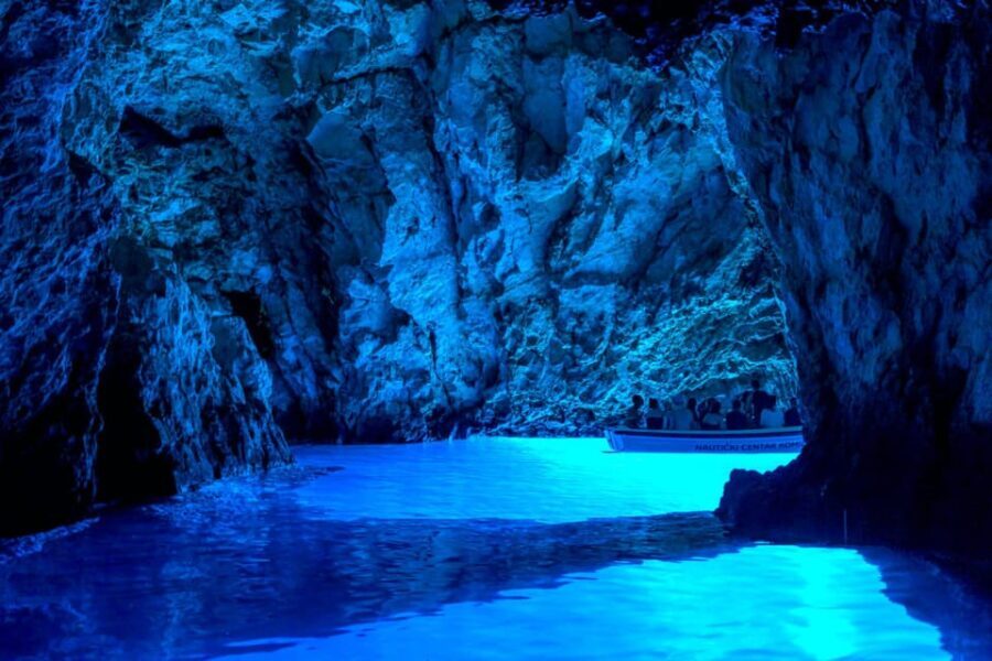 Makarska: 5-Islands Tour, Blue Cave, Vis, Hvar & Bra - The Itinerary and How It Adds Value