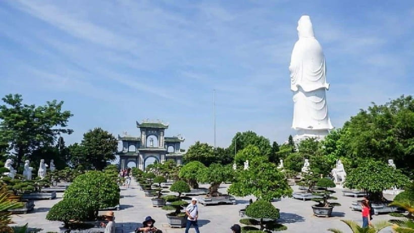 MARBLE MOUNTAINS - MONKEY MOUNTAIN - AM PHU CAVE SUNSET TOUR - Itinerary Highlights