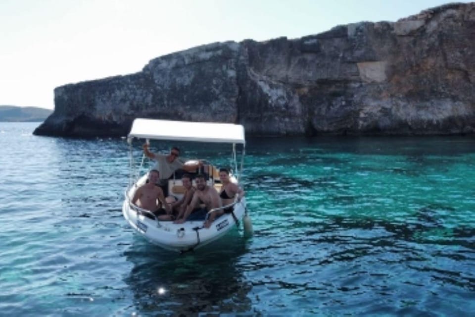 Mellieha: Private boat for 5 people to Comino & Blue Lagoon - Who Will Love This Tour?