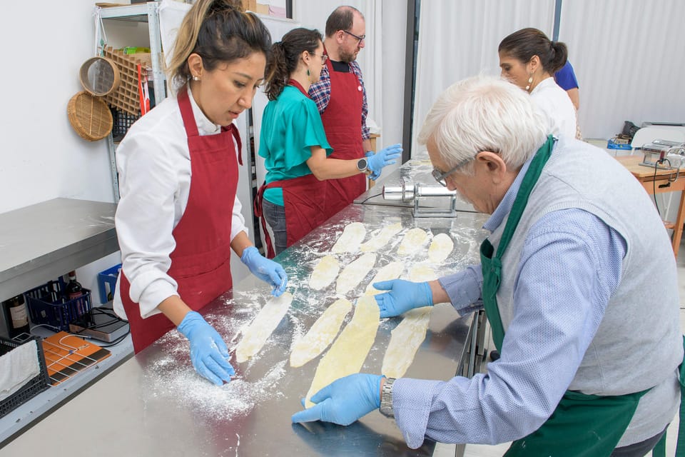 Milan: Italian Cooking Class With Food and Wine - Class Details