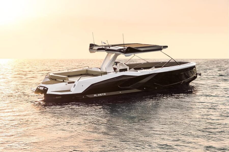 Milos: Private Speedboat TourKleftiko Sarakiniko Poliegos - What To Expect Onboard  
