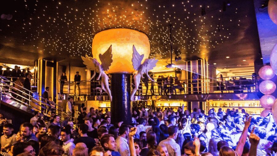 Monday Party in Prague | Admission Ticket - The Experience: From Entry to Atmosphere
