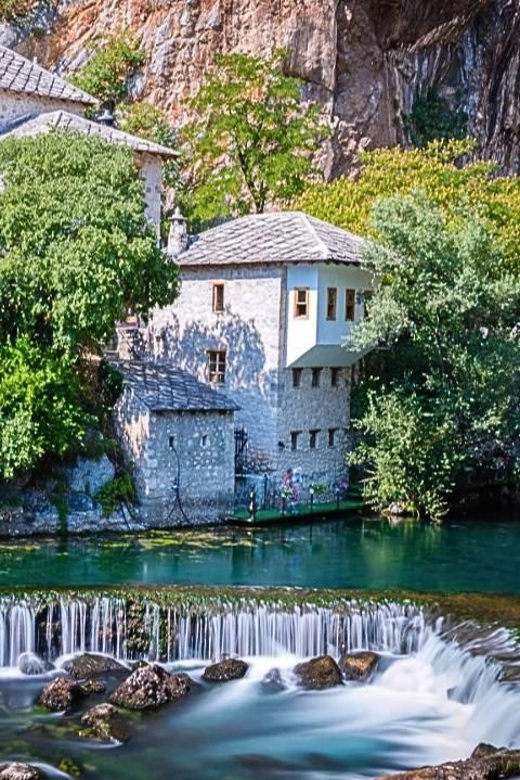 Mostar & Kravica Waterfall: Full-Day Adventure from Sarajevo - What Makes This Tour Stand Out?
