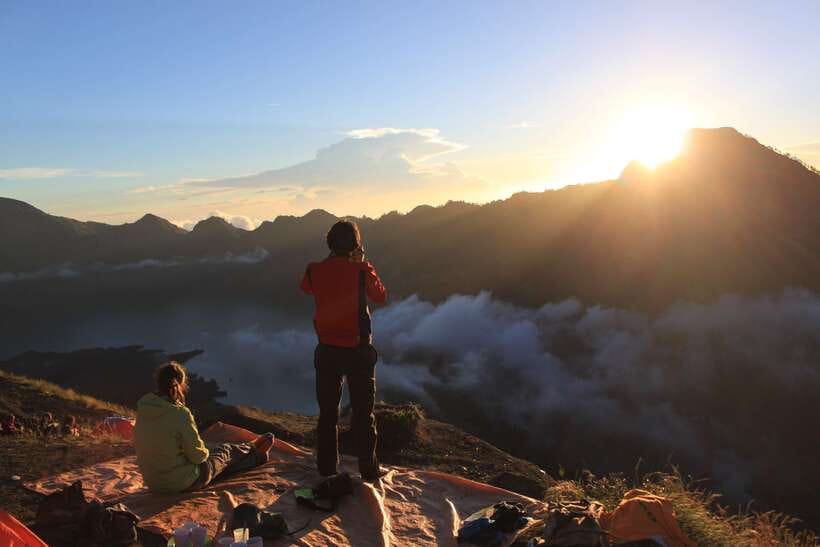 Mount Rinjani 2D/1N Trekking To the Summit or Crater Rim - What’s Included & What’s Not