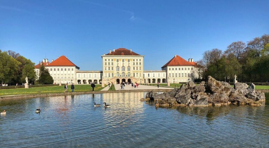 Munich Private Walk Tour and Nymphenburg by Public Transport - Visiting Nymphenburg Palace—A Royal Retreat