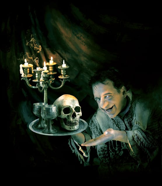 Munich: The original horror dinner - a deliciously creepy comedy - Why This Experience Works