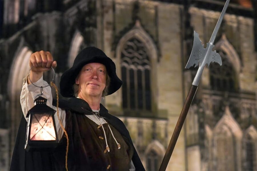 Münster: Night watchman tour through the old town - Authentic Characters and Stories