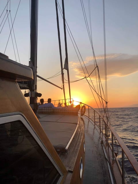 Mykonos: Sunset Boat Cruise with Light Dinner & Drinks - Breaking Down the Cost and Value