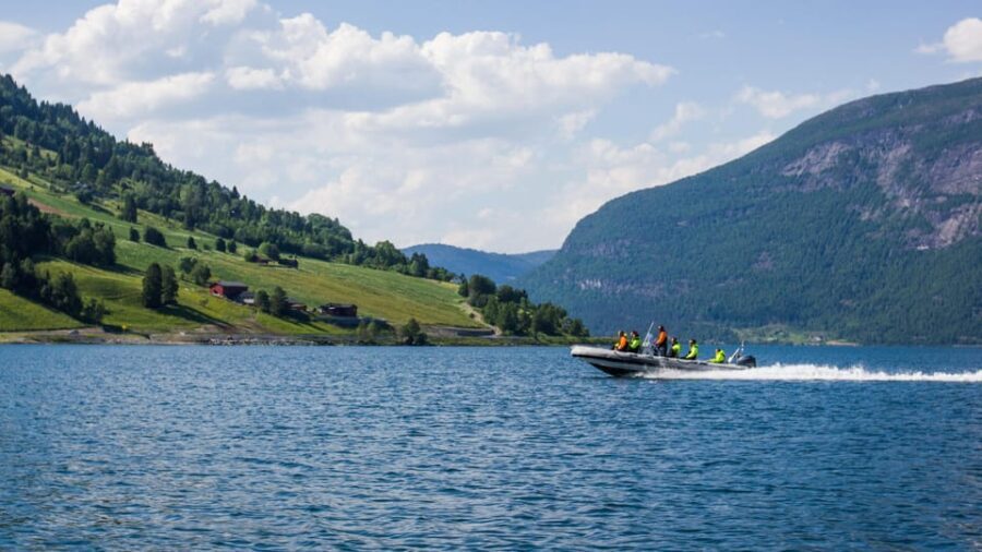 Olden: Nordfjord RIB Boat Tour with Live Commentary - An In-Depth Look at the Nordfjord RIB Tour