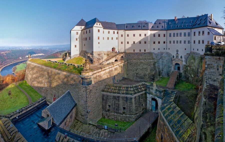 One day trip - Prague to Konigstein and Dresden. - Analyzing the Value