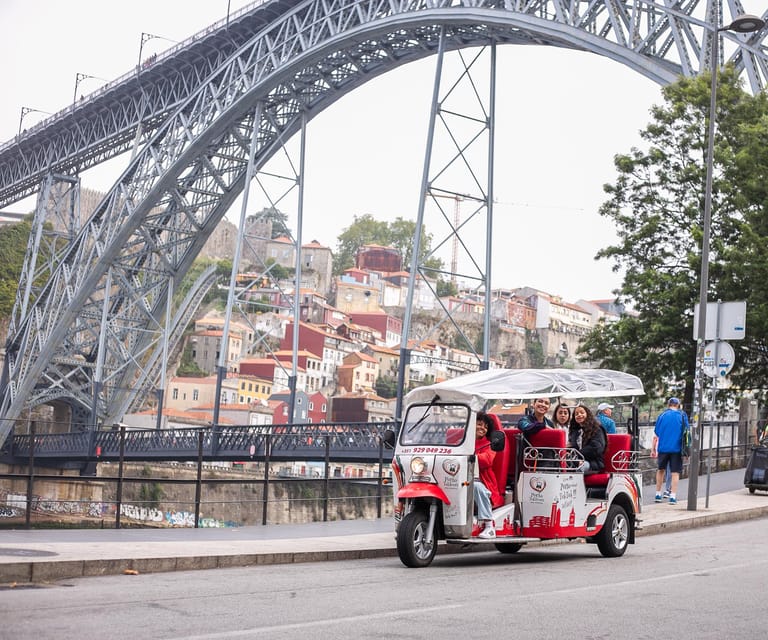 Oporto Tuk Tuk Tour: Among bridges and mysteries - 1.30h - What’s Included and What to Watch For