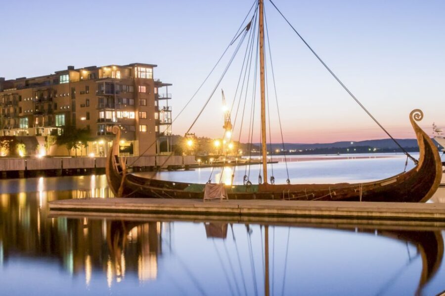 Oslo: Grand City Sightseeing Tour by Bus with Fjord Cruise - Exploring the Itinerary: What You’ll See and Do
